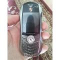 Telefon NOU-NOUT PORSCHE RAR GASIT - 350lei