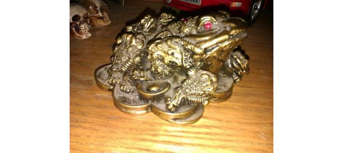 Vand statuie chinezeasca in forma de broasca