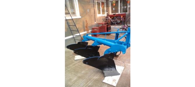 Vand Plug cu 3 Brazdare / Tropite Negociabill !!!