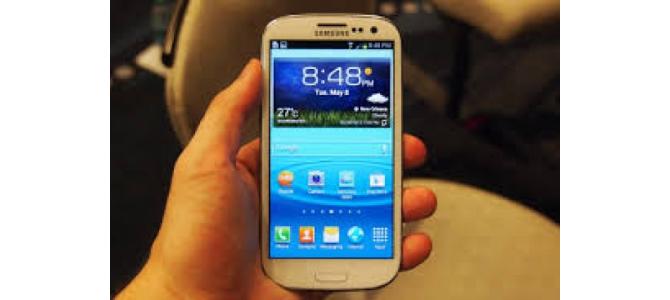 CAUT SAMSUNG GALAXY S3 REPLICA CU ANDROID
