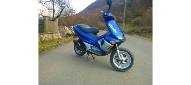 Dezmembrez Gilera Runner
