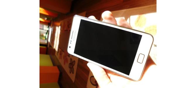 Vand/Schimb Samsung Galaxy SII ALB!
