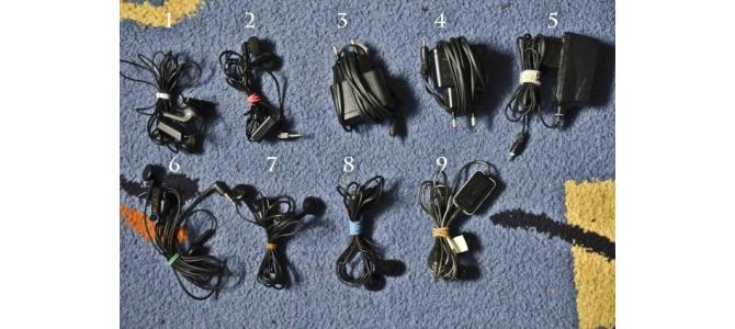 Incarcatorare si handsfree nokia originale ca moka