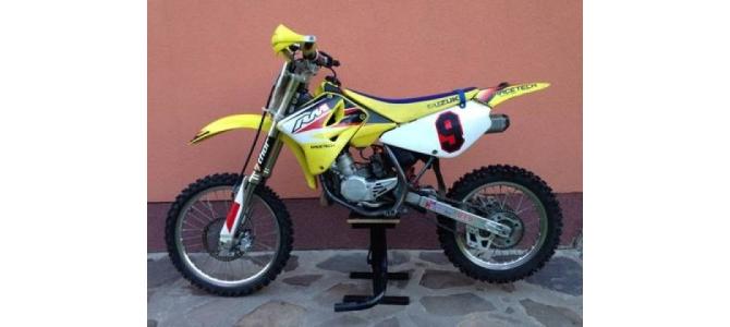 Suzuki RM 85