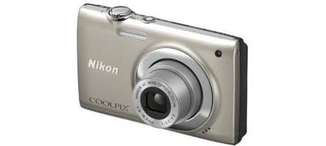 Vand Aparat Foto Nikon Coolpix S2500