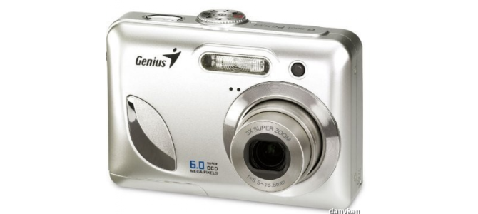 Vand Aparat Foto Genius G-shot P6533