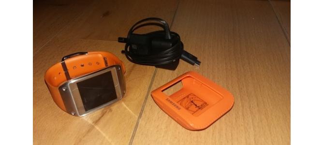 V/S Samsung Gear SM-V700 ORIGINAL stare impecabila ! 300 lei