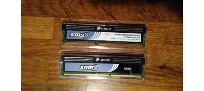 Vand 4 GB ram DDR 3  XMS3 CORSAIR     100 lei