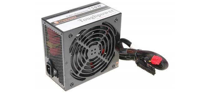 Vand sursa THERMALTAKE 750W modulara 200 lei.