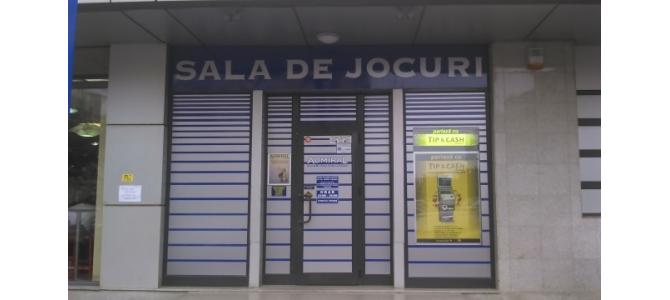 Angajam casiera/casier